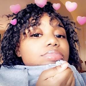 Meet your Posher, Islynn